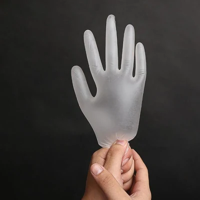Одноразовые перчатки из ПВХ, предназначенные только для промышленного использования.